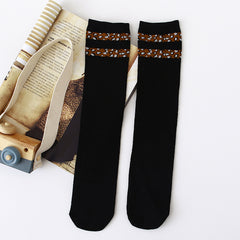 Trendy Mid-Calf Length Cotton Leopard Print Socks